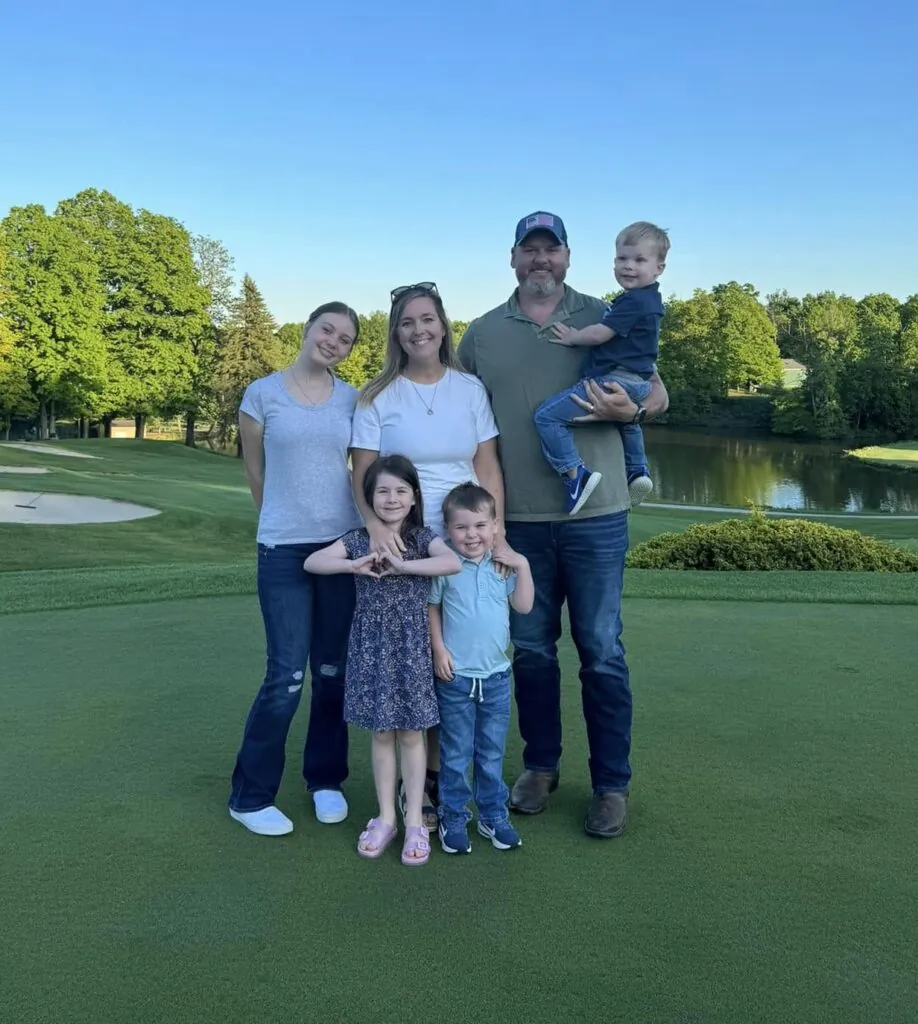 picture of the breeze family who owns the mobile tee and breeze party rentals